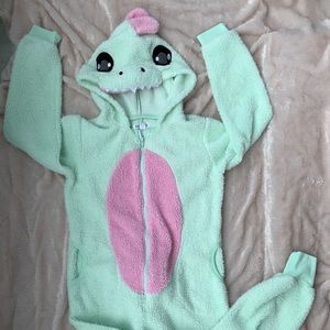 Jumpsuit (pajamas) the Dragon.🐉 Size S/P.